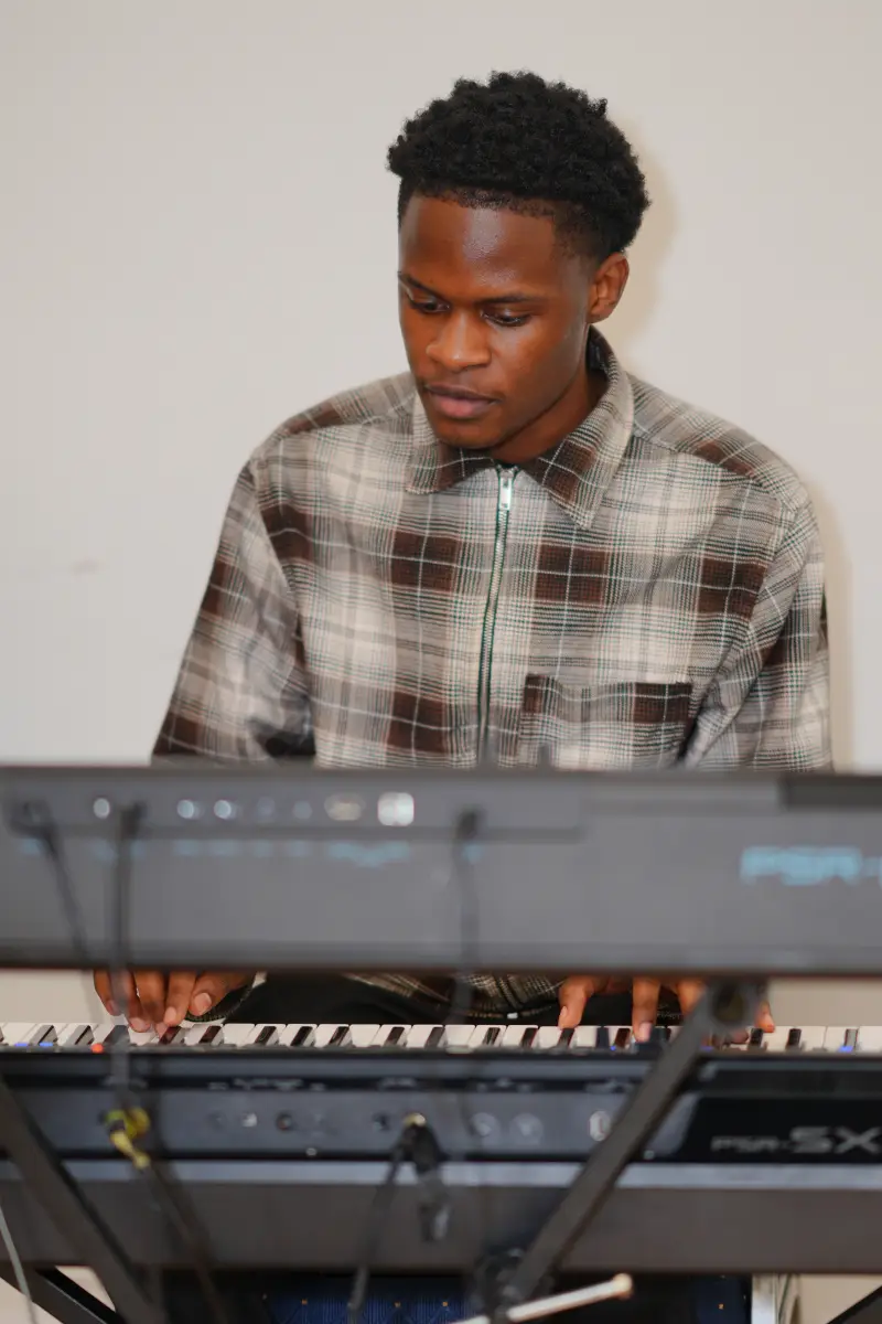 Praise & Worship, photo 3